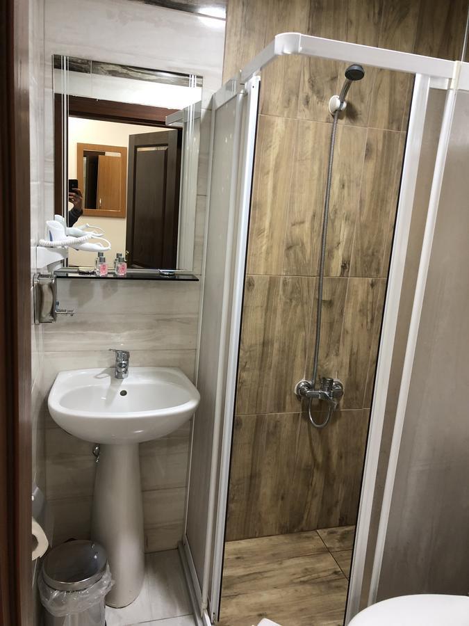 Zara Gulistan Hotel מראה חיצוני תמונה
